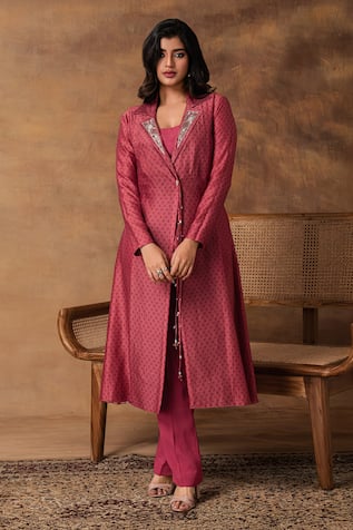 ISHA GUPTA TAYAL Pink Printed Jacket Kurta Set 