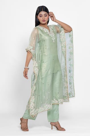 Ellemora Fashions Green Thread Kaftan Kurta Set 