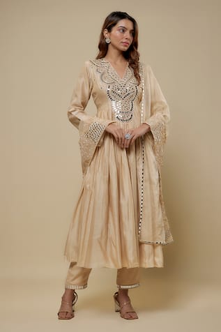Asaga Zayrah Embroidered Anarkali Pant Set 