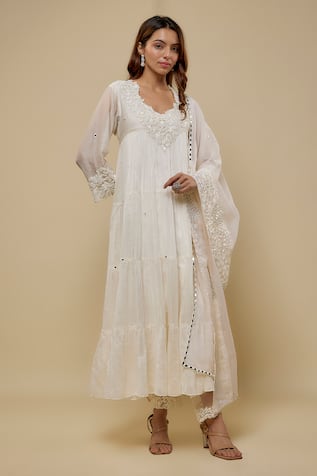 Asaga Abstract Floral Embroidered Anarkali Set 