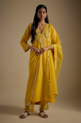 Asaga Vistora Kurta Pant Set 