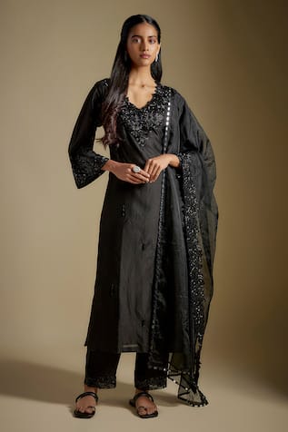 Asaga Velvoura Embroidered Bodice Kurta Set 