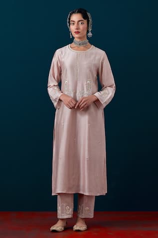 Anantaa By Roohi Florette Embroidered Kurta With Pant 