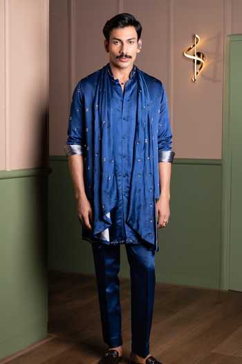 Kaaj Button Embroidered Draped Bundi & Kurta Set 