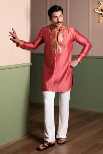 Kaaj Button Gold Dust Kurta Set 