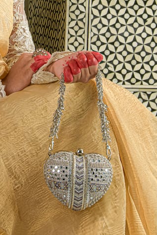 Manzar Embroidered Clutch 