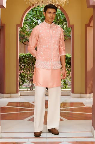 Contrast By Parth Sahiba Embroidered Bundi Kurta Set 