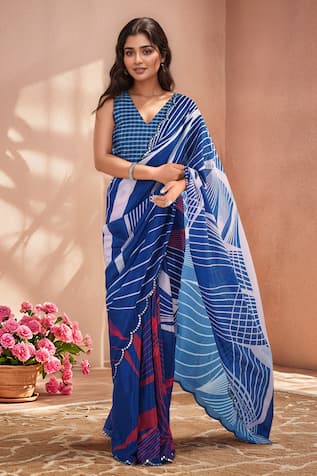 Naintara Bajaj Printed Saree With Unstitched Blouse Piece 
