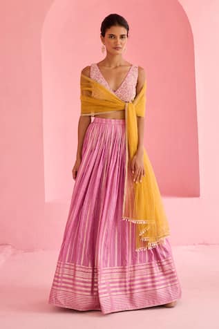 Chamee And Palak Hunar Embroidered Blouse & Lehenga Set 