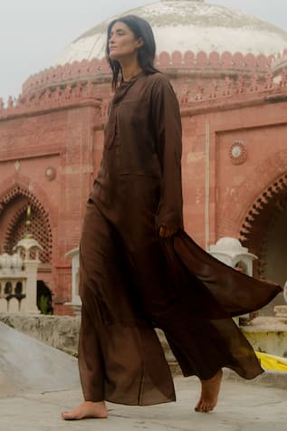 Ituvana Rayi Silk Kurta & Flared Pant Set 