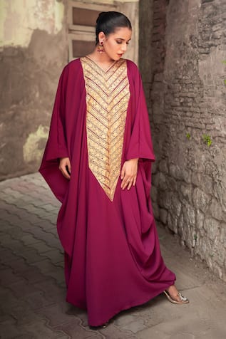 Wazir C Embroidered Kaftan 