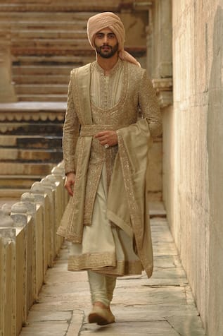 Nitika Gujral Flower Butti Work Sherwani Set 