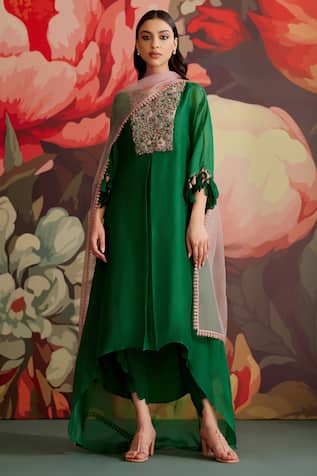 Parul And Preyanka Panna Yoke Embroidered Kaftan Kurta Set 