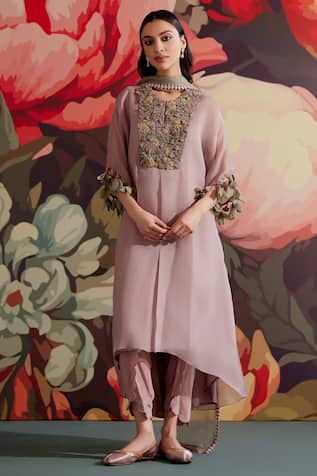 Parul And Preyanka Rosaa Embroidered Kaftan Kurta Set 