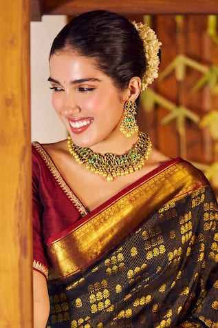 MAISARA JEWELRY Floral Cut Work Jadau Necklace Set 