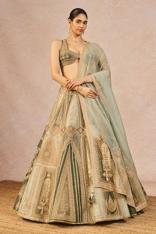 Masaba Jaise Koi Sapna 12 Kalis Embroidered Lehenga Set