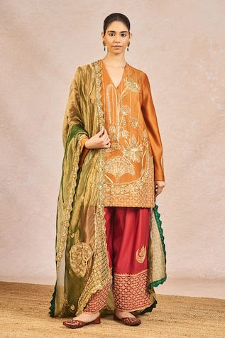 Masaba Garam Masala Embroidered Kurta Set