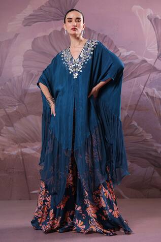 Pallavi Jaipur Chakarborty Gotaphool Kaftan & Pant Set 