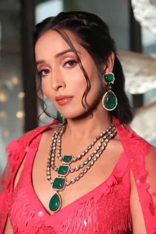 Queens Jewels Radiant Emerald Green Kundan Necklace Set 