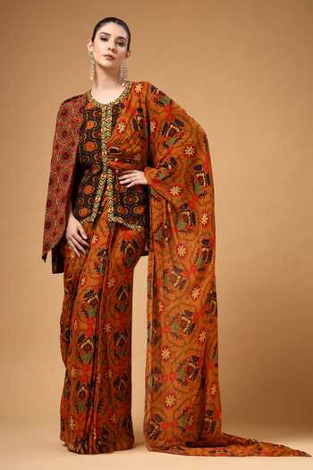 Gazab by Miku Kumar Ravya Print Pre-Draped Saree & Blouse Set 