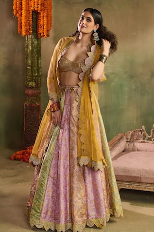 Reeti Arneja Riwaayat Contrasting Kali Scalloped Cutwork Lehenga Set 