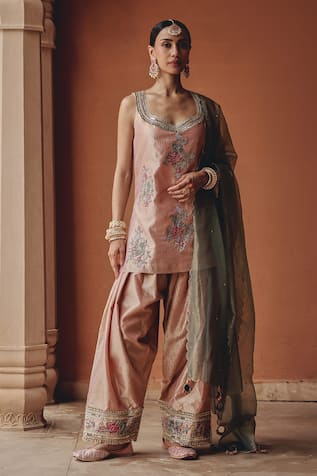 Ajiesh Oberoi Blush Bloom Kurta Salwar Set 