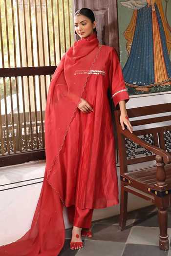 Amoree by Shikha Chaudhry Silk Chanderi Kurta Set 