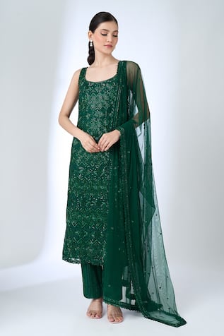 Ritika Mirchandani Agatha Embroidered Straight Kurta Set 