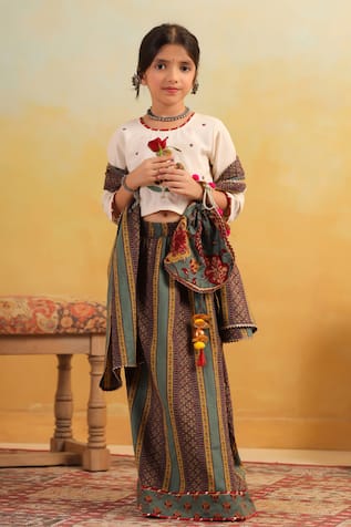 Cute Couture Floral Pattern Blouse & Lehenga Set 