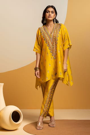 Soup By Sougat Paul Taarani Embellished V-Neck Kurta & Printed Pant 