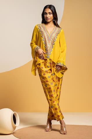 Soup By Sougat Paul Taarani Zari & Sequins Embroidered Top & Pant 
