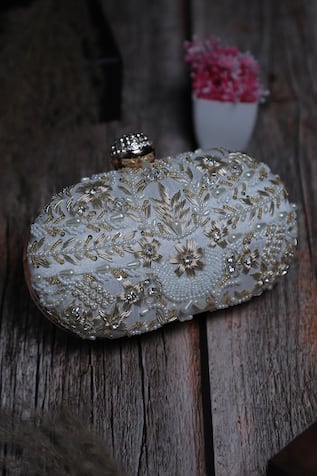 Nazaakat By Samara Singh Floral & Leaf Embellished Clutch 
