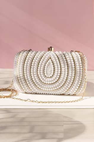 Nazaakat By Samara Singh Pearl & Gold Beaded Clutch With Detachable Sling 