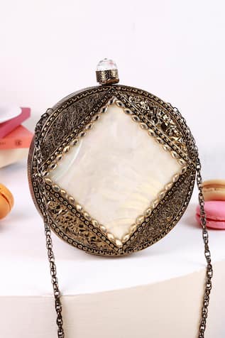 The Tan Clan Seren Brass Clutch 