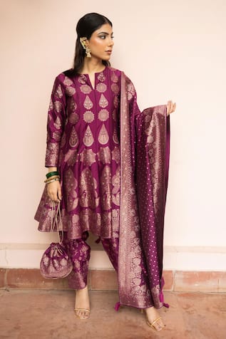 Safaa Chup Chup Ke Anarkali Salwar Set 