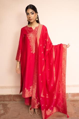 Safaa Muskaan E Gulzar Kurta Set 