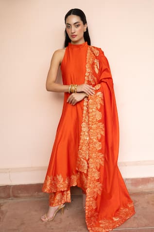 Safaa Chandni Aangan Anarkali Set 