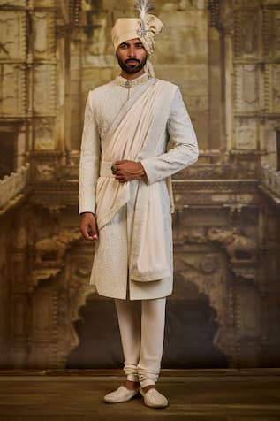Nitika Gujral Raw Silk Embroidered Sherwani Set 