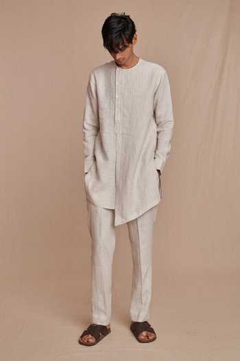 Saphed Undyed Pinstripe Linen Side Open Kurta Set 