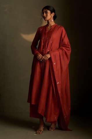 Charkhee Mul Chanderi Kurta Set 