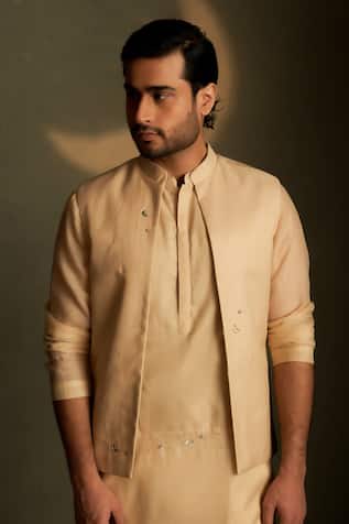 Charkhee Cresent Moon Pattern Bundi 