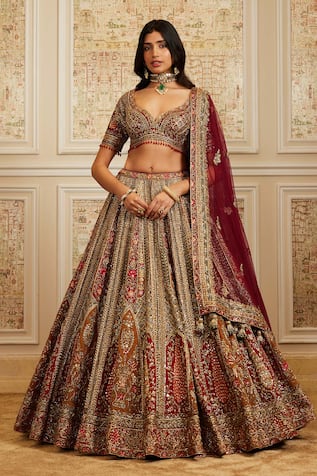 Roqa Qamra Embroidered Bridal Lehenga Set 