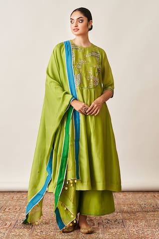 Vaaya The Lime Green Silk Chanderi Kurta Set 