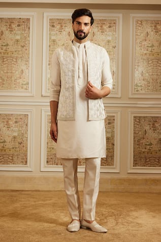 Roqa Armin Embroidered Bundi Kurta Set 