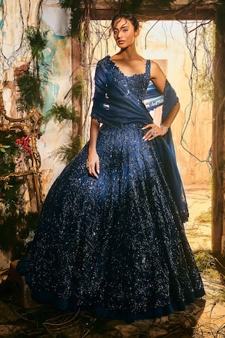 Varun Chakkilam Aura Embroidered Lehenga Set 