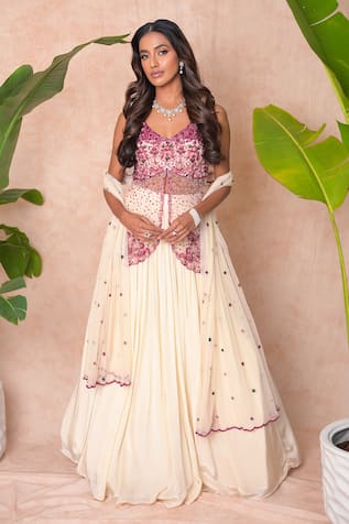 Vridhi Somaani Ivara Embroidered Lehenga Set 