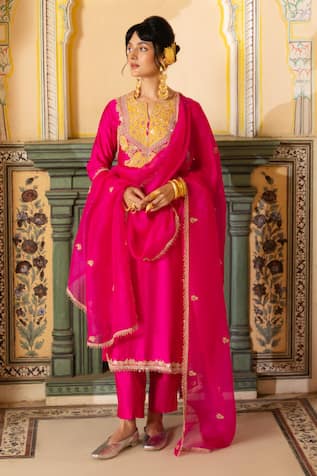 Pink City By Sarika Embroidered Kurta Set 