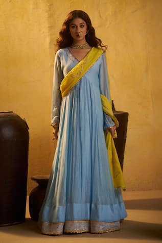 Hirika & Dhruti Tikki Pleated Anarkali & Jhal Dupatta 