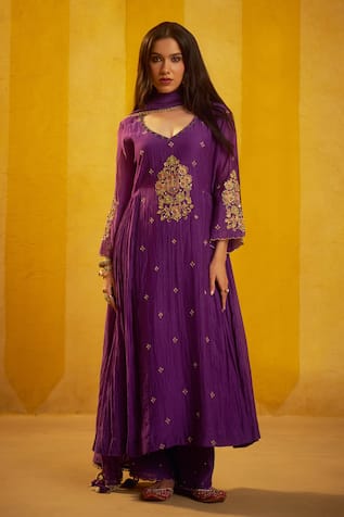 Hirika & Dhruti Marodi Work Chanderi Kurta Pant & Dupatta Set 