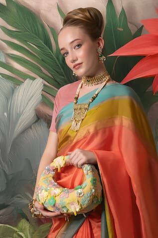 Versuhz Petal Reverie Luxe 
 Petal Reverie Luxe Hand Beaded Floral Applique Bag 